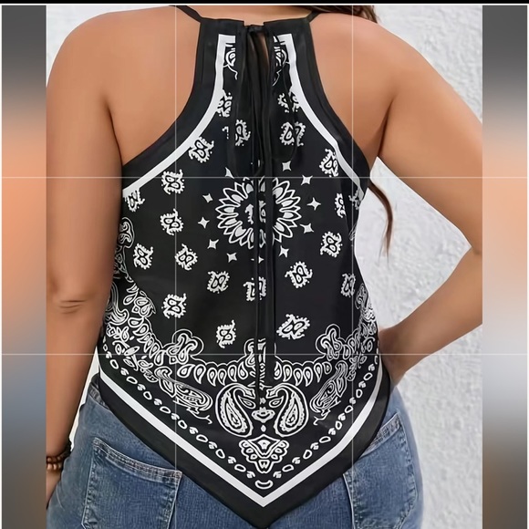 Black & White Bandana Top. - Picture 2 of 4
